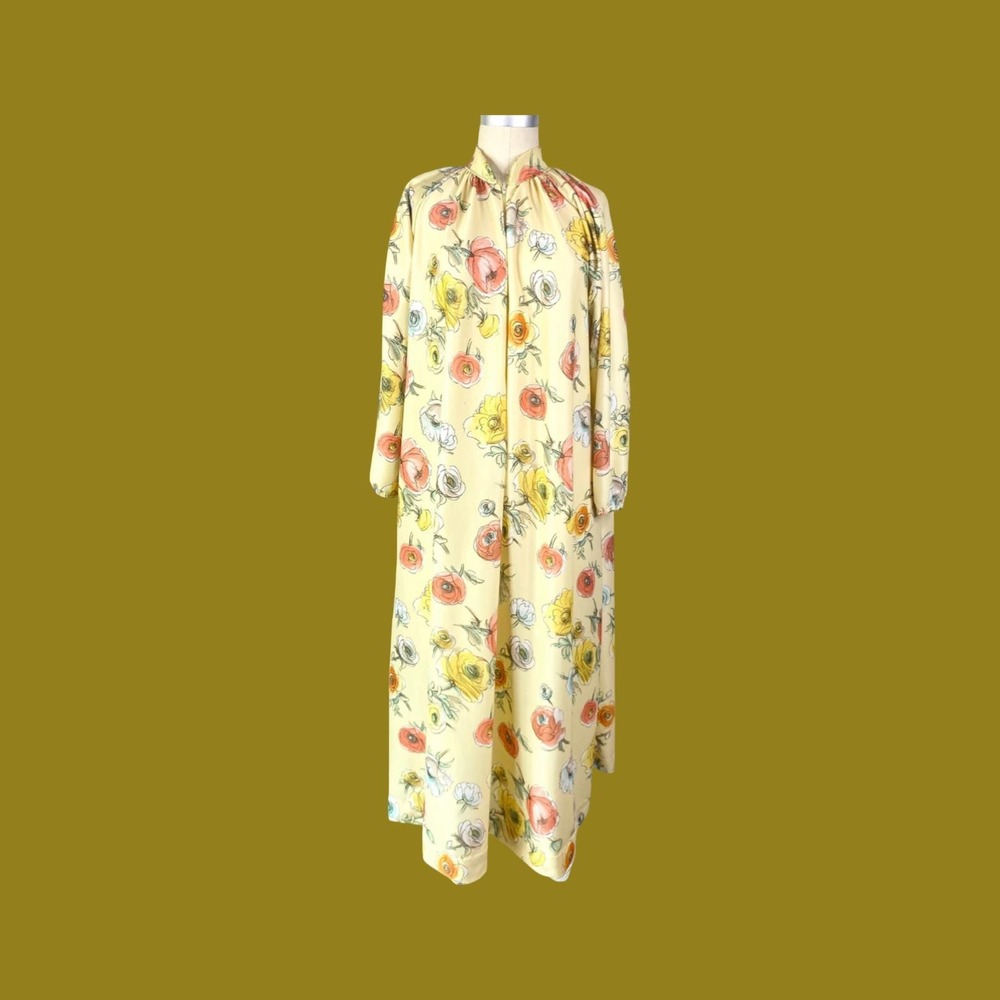 Vintage 1970s Floral Caftan, Buttery Yellow Maxi Robe, Size M/L